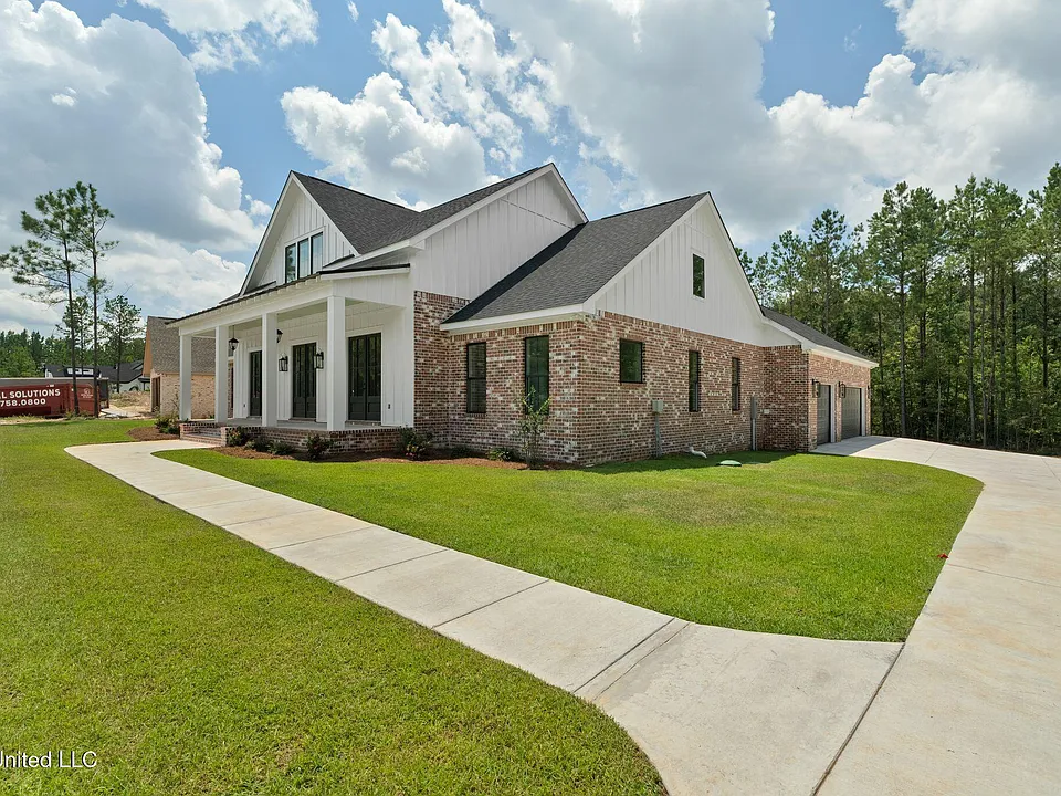 Sumrall Custom Residence